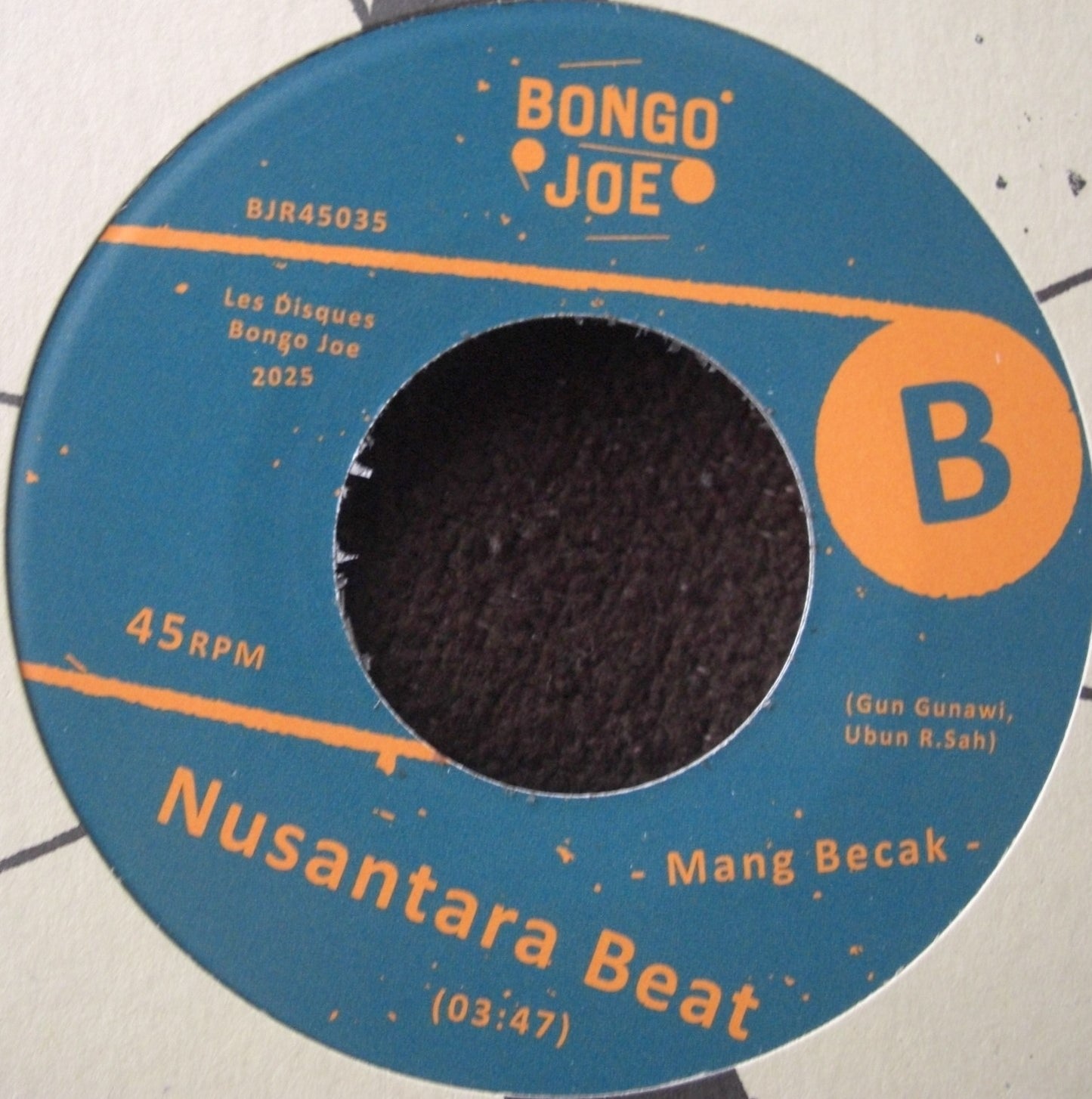Nusantara Beat – Sifat Manusia / Mang Becak Vinyl, 7"