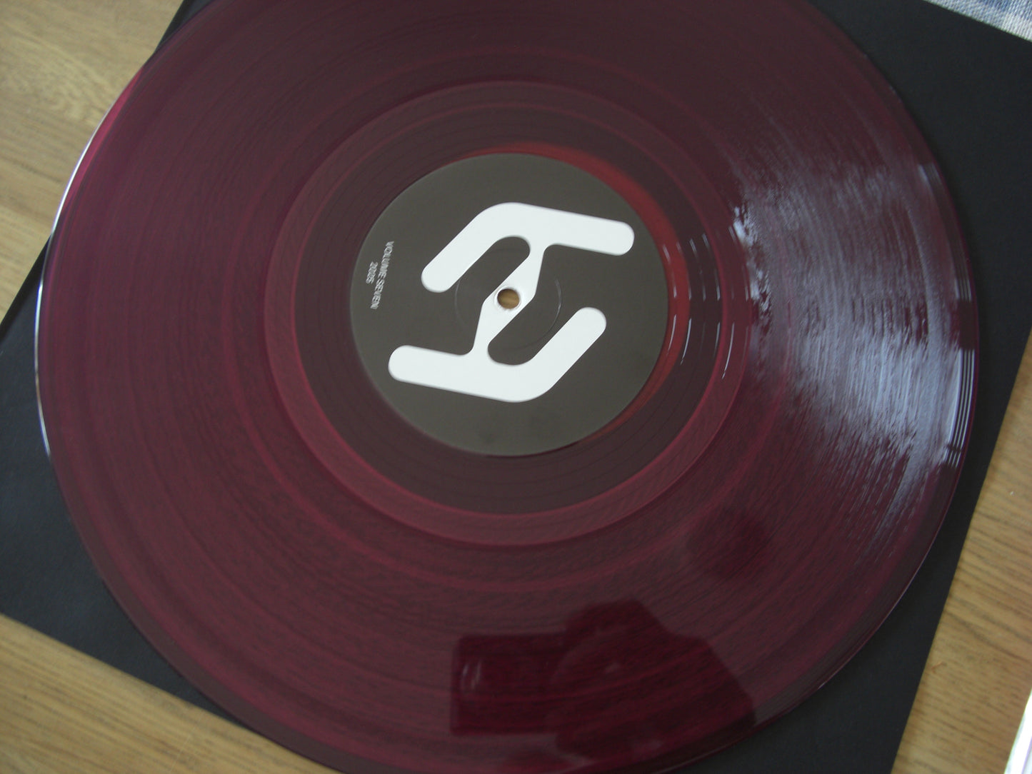 Hardspace – Volume Seven Vinyl, 12", EP purple