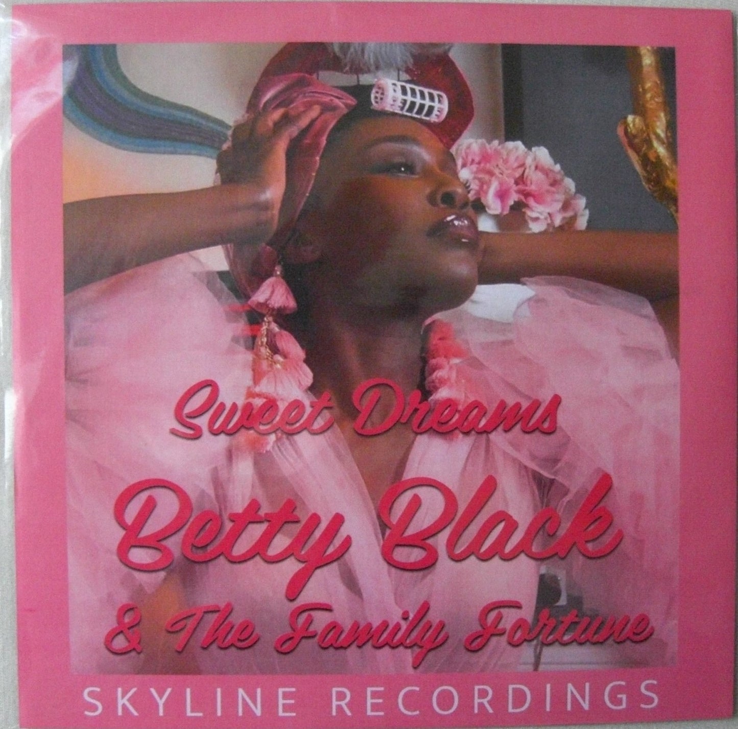 Betty Black + Family Fortune – Sweet Dreams Are Made Of This 7"