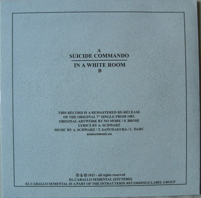 No más – Comando suicida / Vinilo en una habitación blanca, 7" violeta