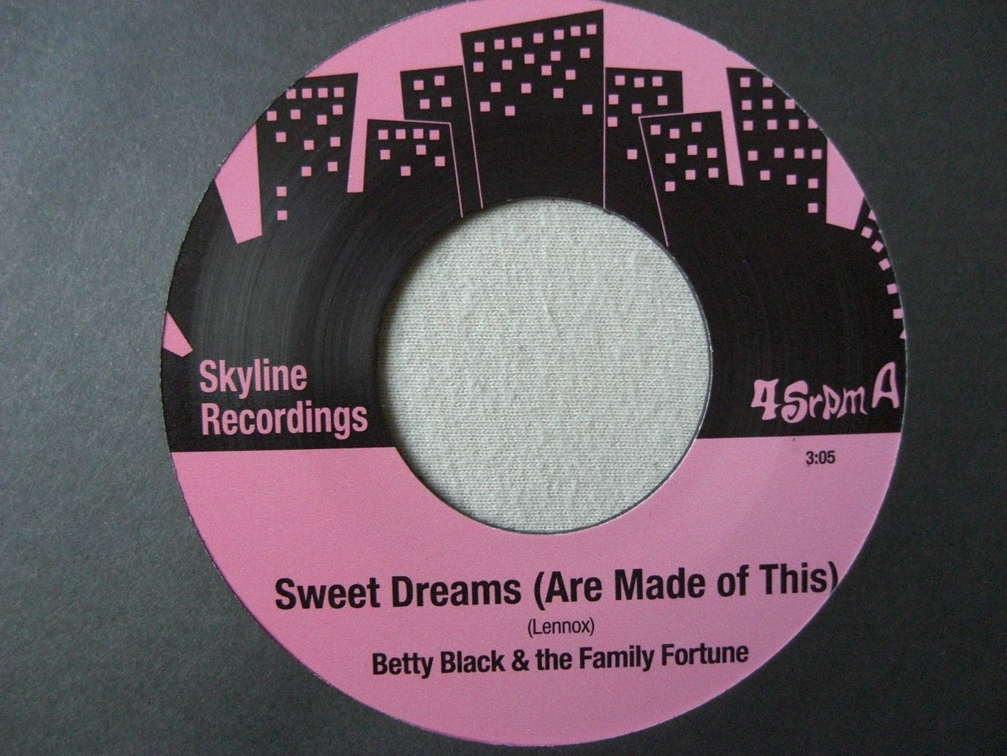 Betty Black + Family Fortune – Sweet Dreams Are Made Of This 7"
