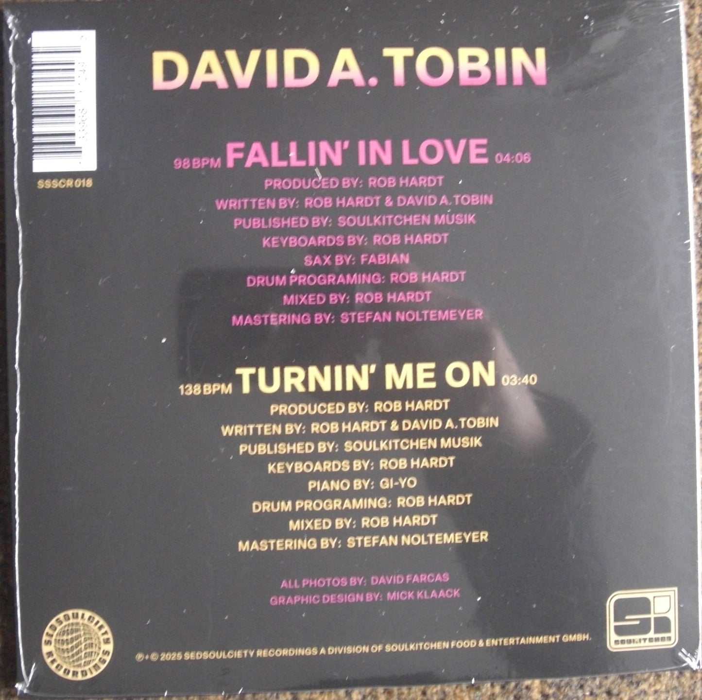 David A. Tobin hazaña. Rob Hardt - Fallin' In Love / Turnin' Me en vinilo, 7"
