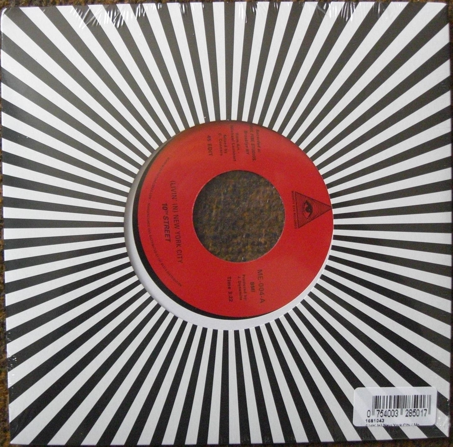 10th Street – (Livin' In) New York City Vinyl, 7"